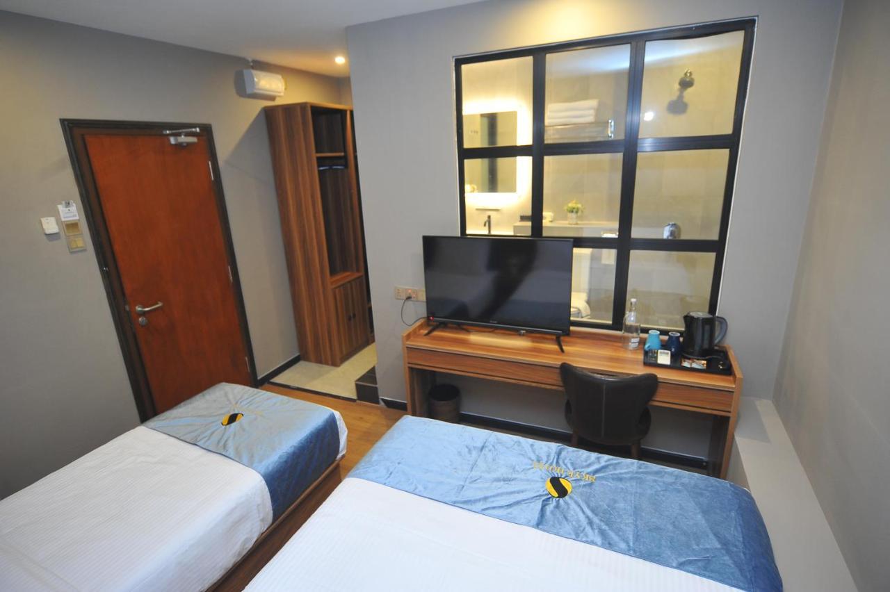 Skye Hotel Sunway Subang Jaya Exteriör bild